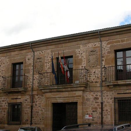 Hostal Visontium Vinuesa Exterior photo